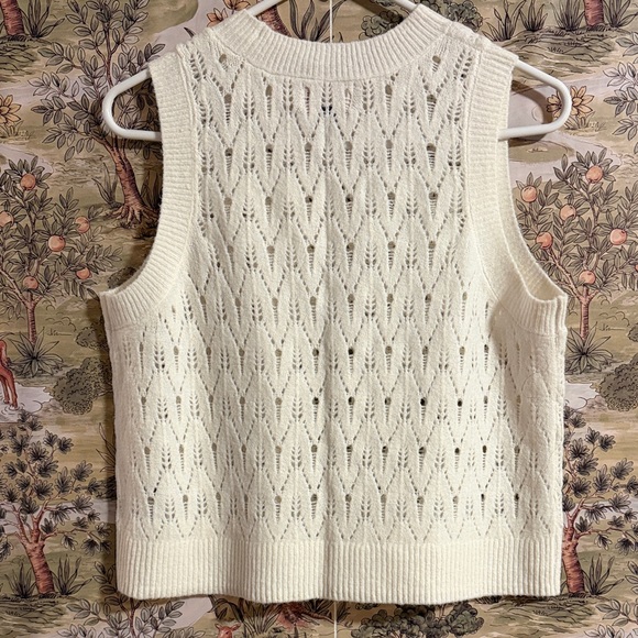 Universal Thread Cream Sleeveless Knit Tank Top - Picture 4 of 6